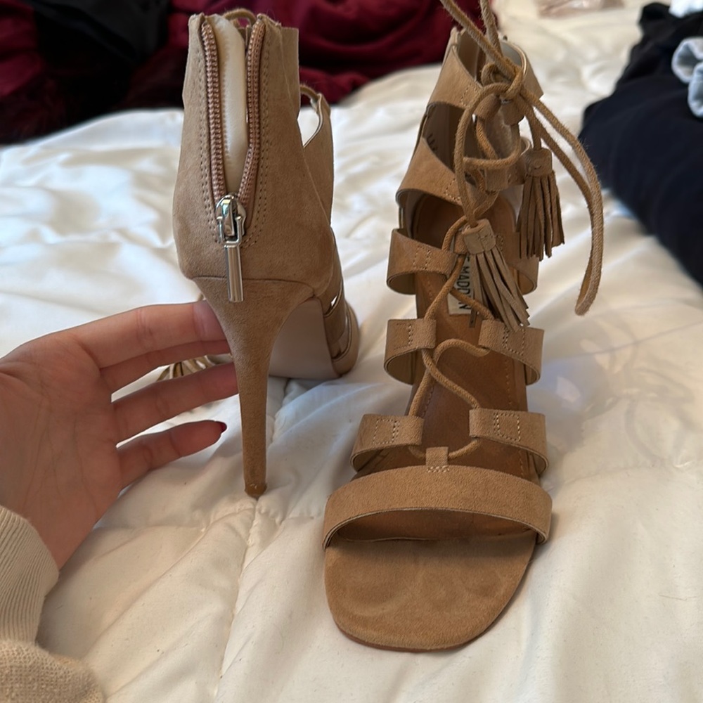 steve madden tie heels